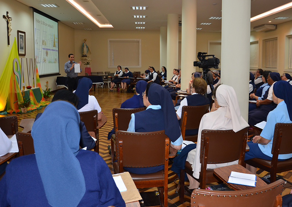 Irmãs Vicentinas assumem ação evangelizadora: Cada Comunidade uma Nova Vocação
