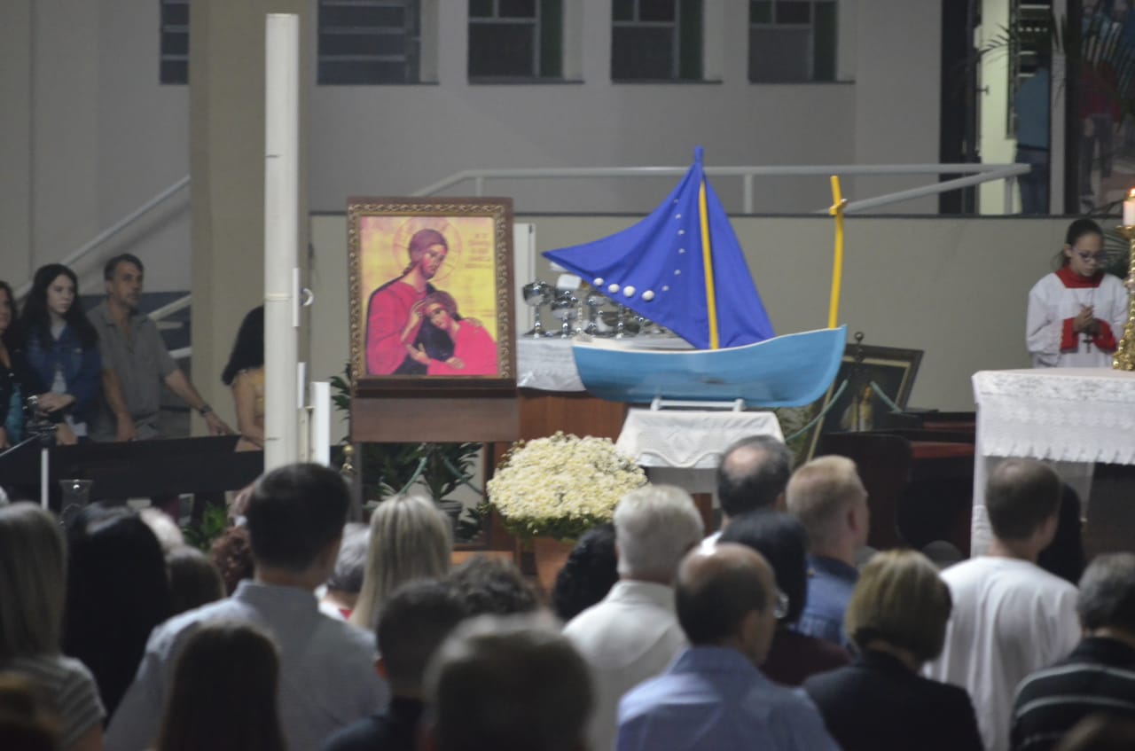 Acolhida do Símbolo e do Ícone da Jornada Vocacional e Missionária pela Diocese de Joinville