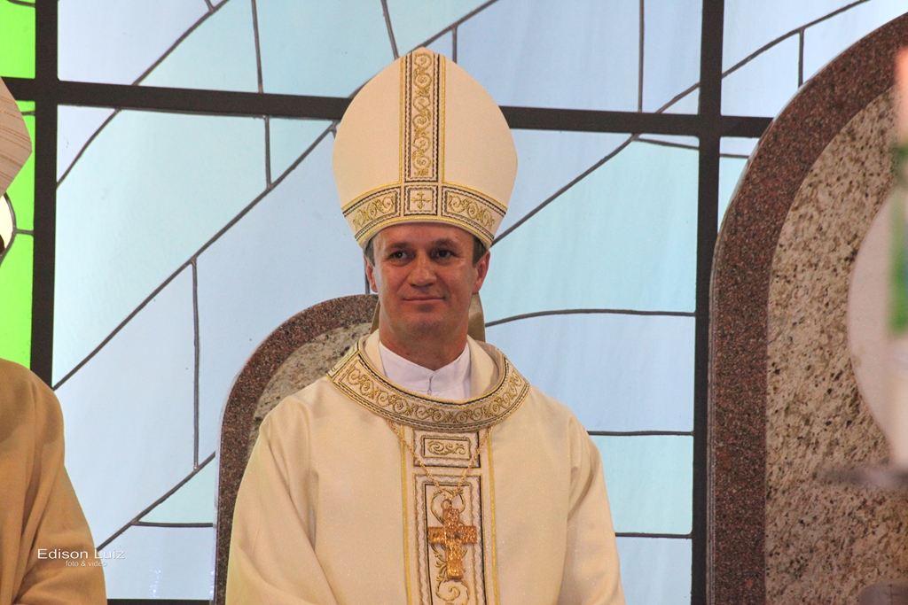 Dom Mário Spaki – Agradecimentos e Consagração a Jesus crucificado e abandonado