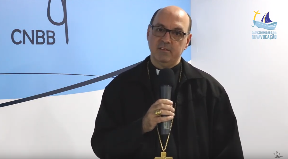 Vocação – Dom Carlos José de Oliveira (Bispo de Apucarana – PR)
