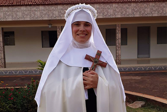 Vocação – Irmã Maria Faustina [Tradução em Libras]