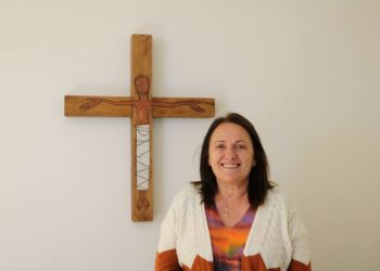 Testemunho missionário – Berenice Cheniski [Tradução em libras]