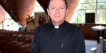 Testemunho – Pe. Rafael Solano [Libras]