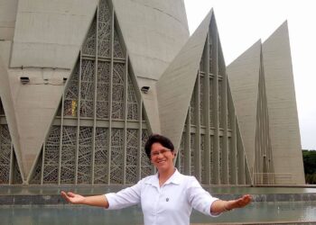 Vocação – Ir. Geovani de Fátima Domingues [Interpretação em Libras]