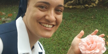 Vocação – Ir. Dayane Cristine de Carvalho [Interpretação em Libras]