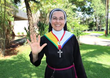 Vocação | Ir. Antonia Vania Alves de Sousa [Interpretação em Libras]