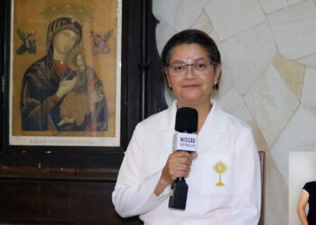 Vocação Leiga | Mari Bonafini [Interpretação em Libras]