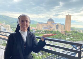 VOCAÇÃO – IR. TERESINHA LESNIOVISKI [Interpretação em Libras]