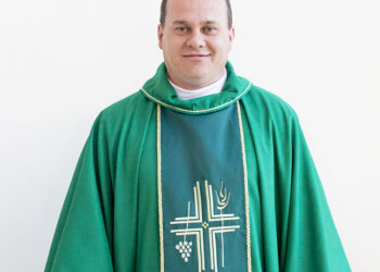 Vocação | Padre Divo de Conto – Arquidiocese de Cascavel (PR) [Libras]