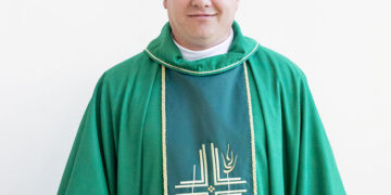 Vocação | Padre Divo de Conto – Arquidiocese de Cascavel (PR) [Libras]