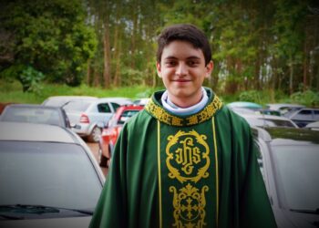 Vocação | Padre Anderson Bento [Libras]