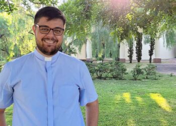 Vocação | Padre Marco Antonio Rosim [Libras]