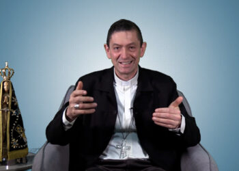 Vocação | Dom Adelar Baruffi – Arcebispo de Cascavel (PR) [Libras]