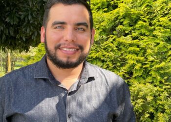 Vocação | Jefferson Fernandes – Seminarista da arquidiocese de Curitiba (PR) [LIBRAS]