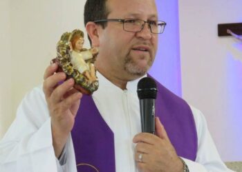 Vocação | Padre Gaspar Gonçalves da Silva [Libras]