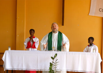 Vocação | Padre Lúcio Brentegani [Libras]